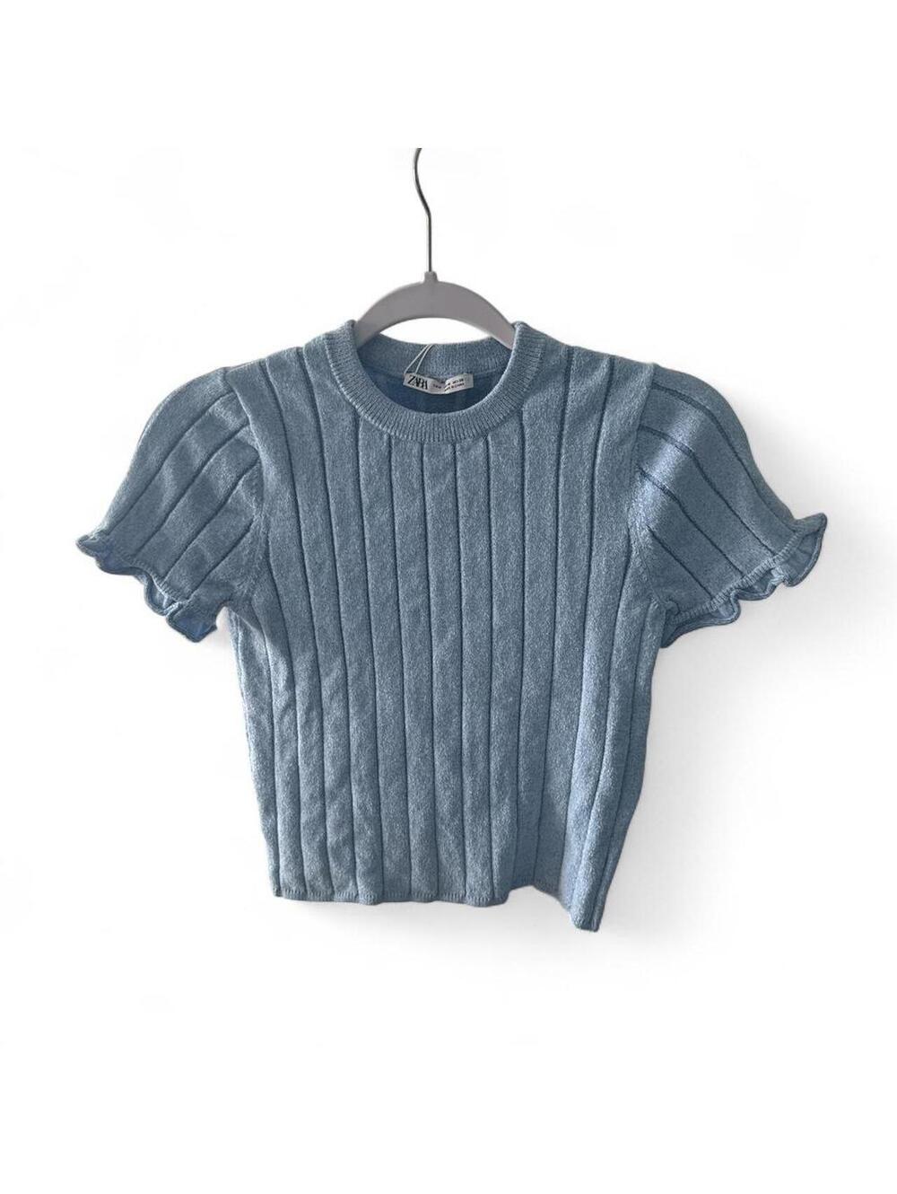 Zara Blue knit top with ruffle sleeves #knitwear #feminine